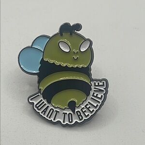Cute‎ Bee Enamel Pin